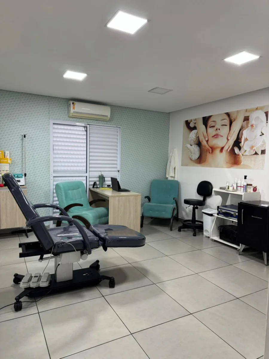 Outra vista da sala de procedimentos da Spazzio Vitalitté